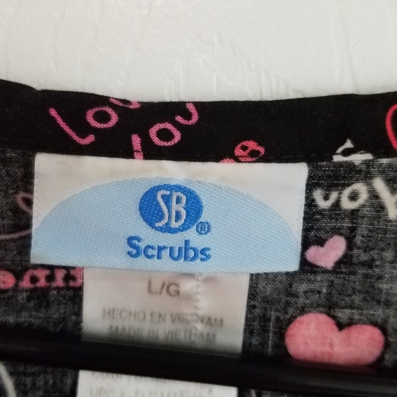 Scrub top - Picture 2 of 3